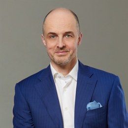 可口可乐(KO.US) Q2业绩强劲，秋季推出蔗糖可乐产品
